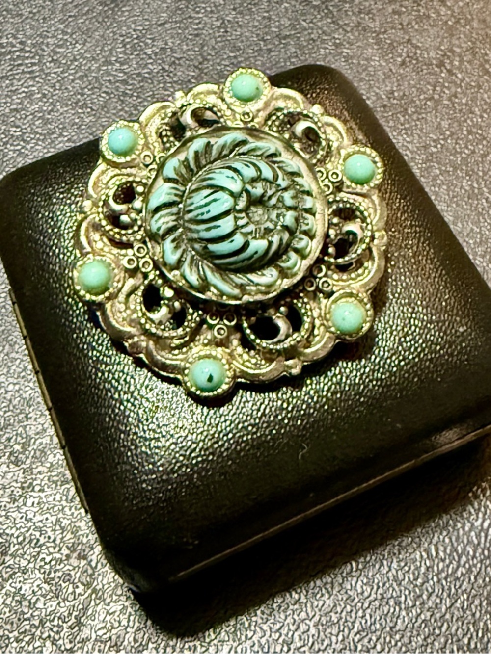 1920s–1940s Art Deco/Victorian Revival era Silver Tone Filigree Brooch